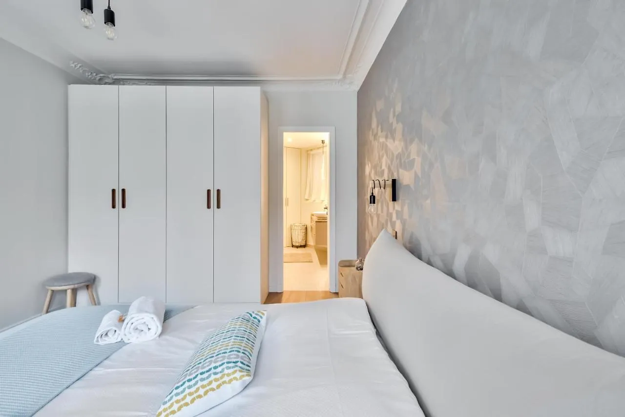 Splendid 3 Bdrs Flat In A Prime Location Of Paris Apartamento 0*,  França
